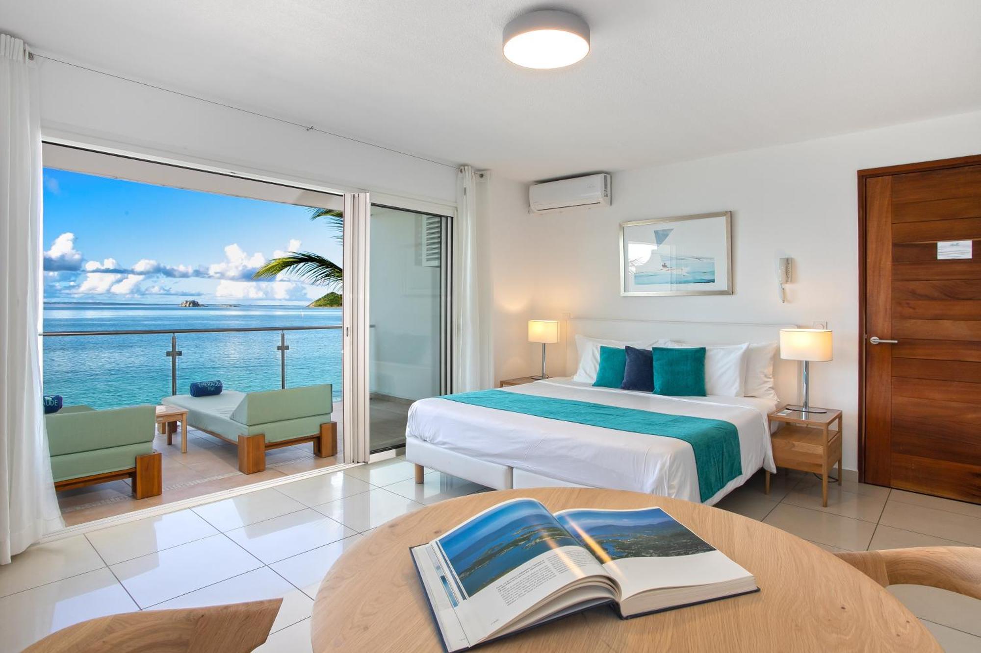 Bleu Emeraude Hotel Гран Кейс Екстериор снимка